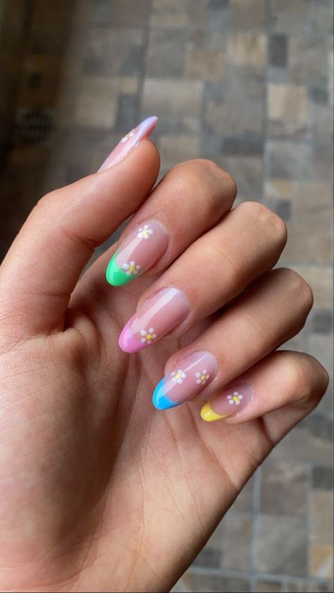 Colorful French Tip Nails With Flowers, Summer Nails That Match Everything, Spring Nails And Toes Matching, Matching Summer Nails, French Nails With Flowers, 23 Nails, Beautiful Summer Nails, Fall Nails Art, Summer Nail Art Ideas