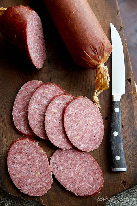 Venison Summer Sausage Recipe, Venison Summer Sausage, Homemade Summer Sausage, How To Make Pepperoni, Smoked Venison, Summer Sausage Recipes, Turkey Smoked, Cured Meat Recipes, Sausage Making Recipes