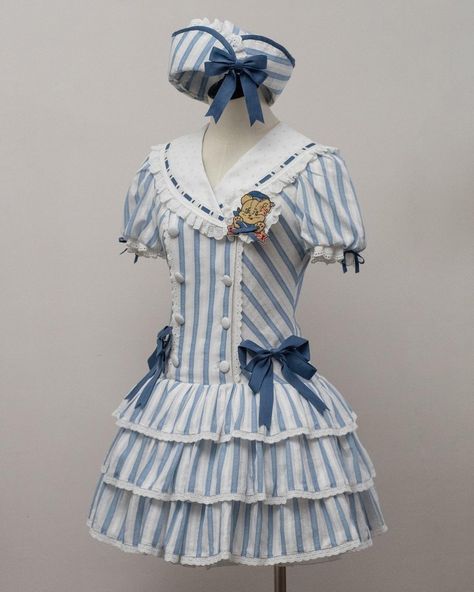 ⚓️Sailor Lolita dress with sailor collar and puff sleeves, 3 colors available. 🛒Price: $72.00 👉Search 'SWEDM-' on devilinspired.com #devilinspired #sailordress #sailorlolita #lolitacoord #lolitafasion #eglcommunity Sailor Clothes, Sailor Aesthetic, Lolita Outfit, Sailor Outfit, Lolita Outfits, Oc Inspo, Sailor Dress, Sailor Collar, Lolita Dress