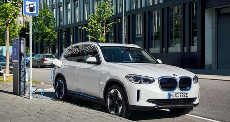 BMW’s fully-electric crossover, the iX3, is promising an official range of 460km on a single charge of its 80kWh battery pack Bmw Ix3, Bmw Electric, Bmw Concept, Bmw I, Shenyang, Bmw I3, Compact Suv, 100 Km, New Bmw