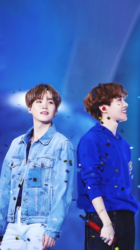 Jhope And Suga Wallpaper, Jhope And Suga, Wallpaper Jhope, Jhope Bts Wallpaper, 2023 Wallpaper, Suga Wallpaper, Hoseok Yoongi, Bts Vmin, Jhope Cute