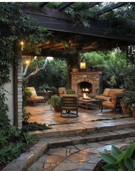 Brick Terrace, Gorgeous Patio, Outdoor Fireplace Patio, Easy Diys, Outdoor Sitting Area, Patio Deck Designs, Outdoor Patio Designs, Backyard Fireplace, Outdoor Paradise