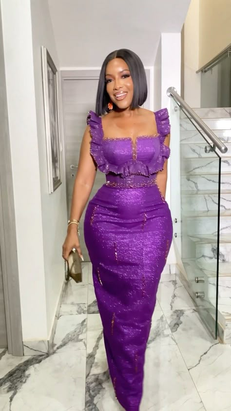 💜🥰 | Instagram Kente Asoebi Styles, Cute Gowns Classy, Wedding Guest Dress Purple, Lilac Asoebi Lace Styles For Wedding, Jacquard Brocade Asoebi Styles, Purple Asoebi Lace Styles For Wedding, Purple Asoebi, Purple Aso Ebi, Nigerian Traditional Dresses