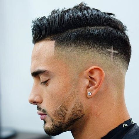 Haircut Names For Men - Types of Haircuts (2021 Guide) Mens Comb Over Haircut, Comb Over Fade Haircut, Hair Designs For Men, Hairstyles Undercut, Comb Over Fade, Side Part Haircut, Haircut Names For Men, Comb Over Haircut, Cool Mens Haircuts