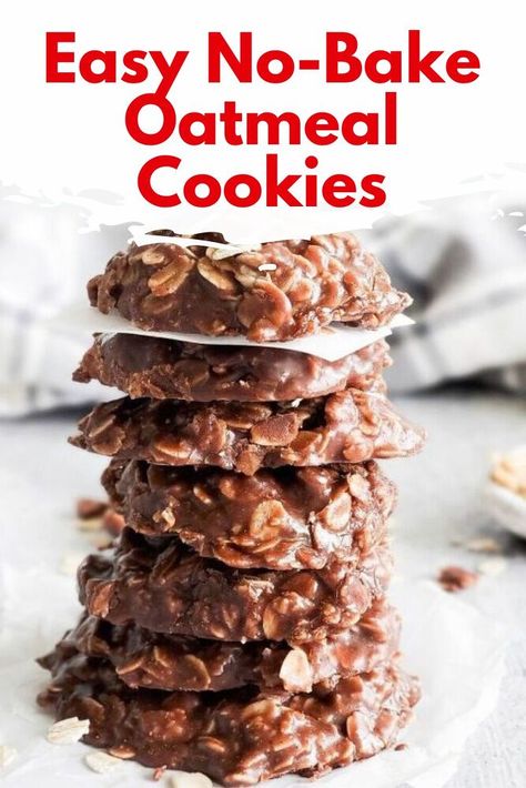 Quick and simple no bake oatmeal cookies for a quick snack, breakfast or dessert. Healthy gluten free oatmeal cookies. No Bake Chocolate Oatmeal Cookies, Walnut Oatmeal, Bake Oatmeal, Banana Oat Cookies, Oatmeal Cookie Recipe, Pumpkin Oatmeal Cookies, Fig Cake, Easy Sweets, Chocolate Oatmeal Cookies