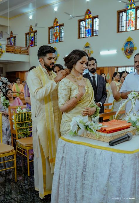 Best Kerala Christian Wedding Pics Kerala Christian Wedding, Christian Wedding Photography, Modest Bridal Dresses, Wedding Day Dresses, Christian Bride, Photography Essentials, Christian Couples, Wedding Planning Decor, Catholic Wedding