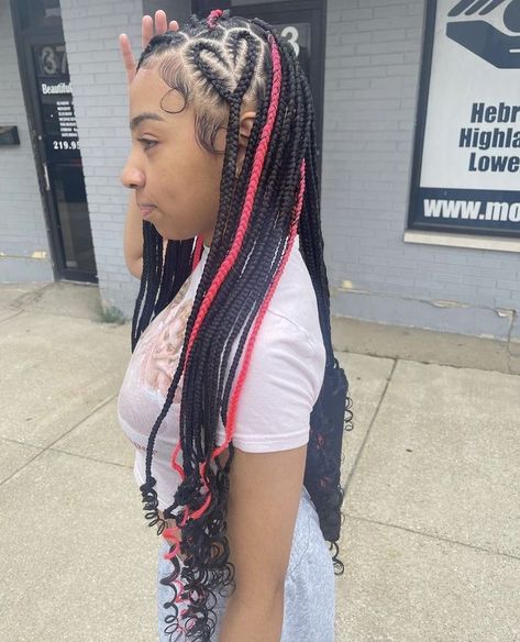 Pink And Black Hair Braids, Heart Knotless, Pink And Black Braids, Hairstyles For 2023, Korean Hairstyles, Short Box Braids Hairstyles, Big Box Braids Hairstyles, Birthday Hairstyles, Braided Hairstyles For Teens