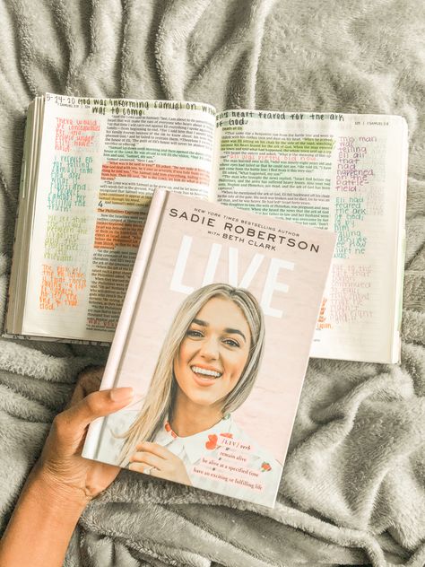 Sadie Robertson, Jesus Loves You, Fulfilling Life, Jesus Loves, Bible, Jesus, Reading, Books