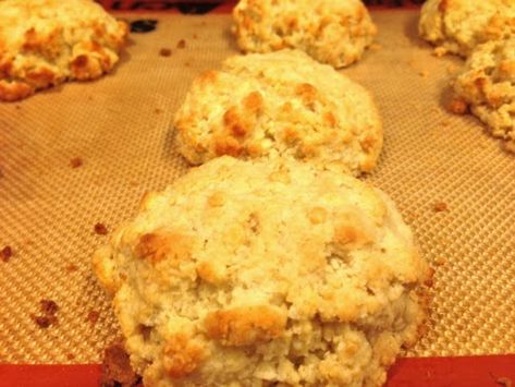 Carbquick Biscuits, Carbquik Biscuits, Keto Cravings, Carnivore Lifestyle, Carbquik Recipes, Quick Biscuits, Almond Biscuits, Low Carb Biscuit, Keto Biscuits