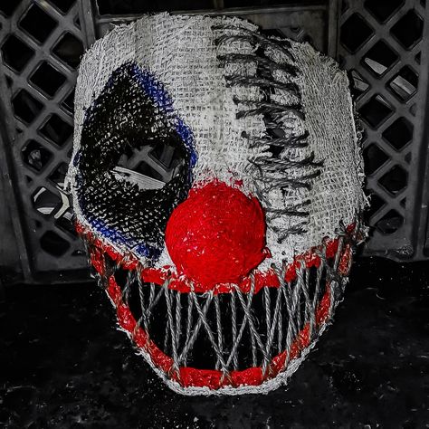 Scary Face Mask, Halloween Scary Mask, Diy Clown Mask, Diy Halloween Mask Paper Mache, Halloween Mask Ideas Diy, Scary Mask Ideas, Horror Mask Ideas, Creepy Mask Aesthetic, Scary Masks Creepy