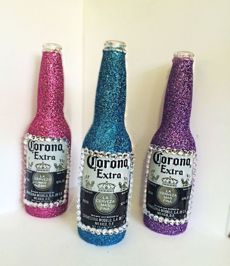 Alcohol Bottle Decorations, Bedazzled Liquor Bottles, Glitter Bottles, Glitter Home Decor, Bedazzled Bottle, Alcohol Bottle Crafts, Decorated Liquor Bottles, Bling Bottles, Liquor Gifts