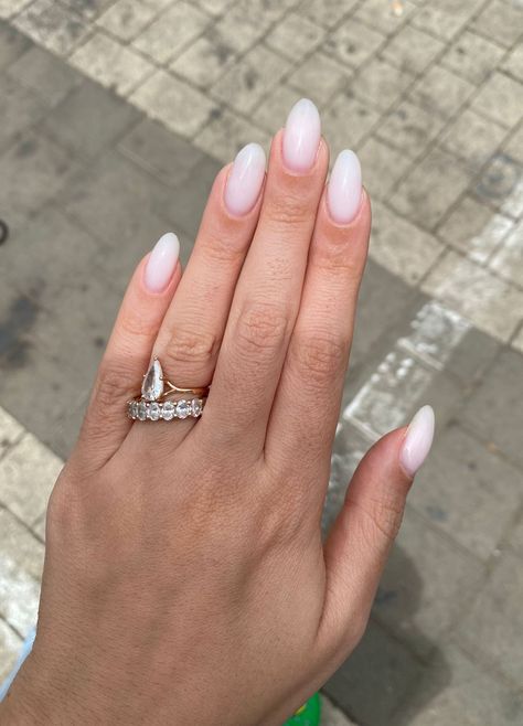 Glossy Milky White Nails, White Bubble Bath Nails, Milky White Nails Round, Short Almond Milky White Nails, Milky Pink White Nails, Pale White Nails, Milky White Oval Nails, Milky White Dip Nails, Malta Nails