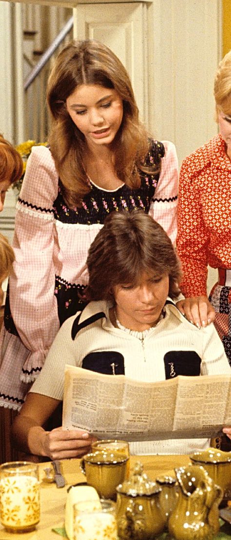 Partridge Family Cast, Susan Dey, The Partridge Family, 1970s Tv Shows, Partridge Family, David Cassidy, Kids Artwork, Get Happy, Partridge