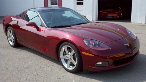 2006 Chevy Corvette in Maroon 2006 Corvette, Charger Hellcat, Corvette C6, Nice Cars, Chevy Corvette, Car Culture, Dream Car, Car Collection, Chevrolet Corvette