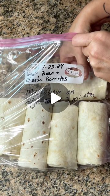 Carman Wilken on Instagram: "Freeze your own beef, bean and cheese burritos at home and save money! It only takes about 30 minutes and cost about $15! #burrito #beef #savingmoney #easyrecipe #budget #kitchenhack" Freeze Burritos, Beef Bean And Cheese Burritos, Carman Wilken, Beef Burrito Recipe, Freezer Burritos, Budget Meal Prep, Beef Burritos, Dinner Recepies, Frozen Burritos