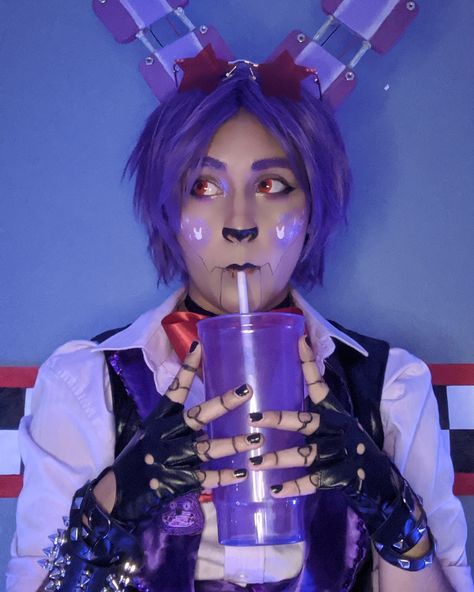 Bonnie Fnaf Outfit Ideas, Fnaf Cosplay Bonnie, Glamrock Bonnie Cosplay, Bonnie Cosplay Fnaf, Bonnie Fnaf Cosplay, Fnaf Bonnie Cosplay, Lolbit Cosplay, Fnaf Items, Bonnie Cosplay