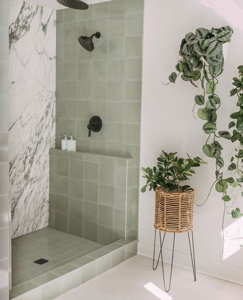 10 Ways to Create a Relaxing Oasis in Your Master Bathroom Green Tile Bathroom, Green Tiles, Dream Interior, Fireclay Tile, Primary Bathroom, Bathroom Redesign, Upstairs Bathrooms, Bathroom Spa, Bathroom Inspiration Decor