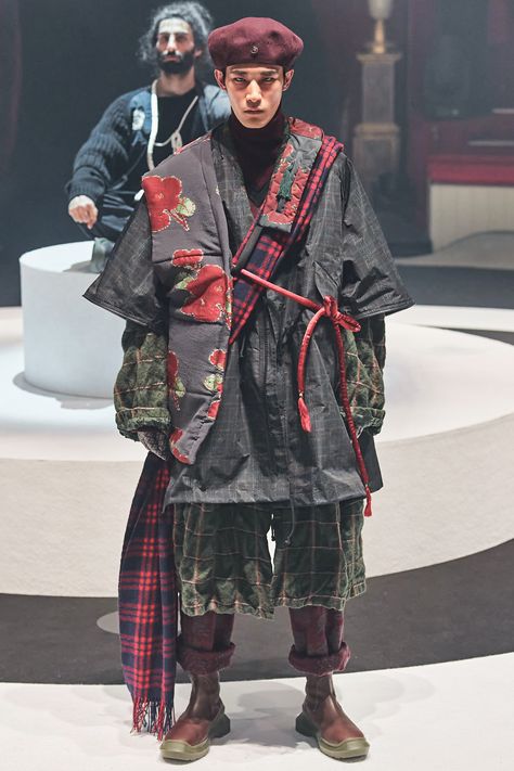 Undercover Fall 2020 Ready-to-Wear Fashion Show - Vogue Medieval Costumes, Clothing Reference, Neo Tokyo, Tokyo Street, Moda Paris, Looks Street Style, Clothing Design, Mode Inspo, Fantasy Clothing