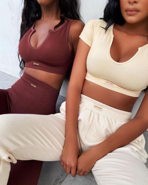 Bo And Tee, Iconic Looks, Wellness Inspiration, Back In Stock, Gym Wear, Gym Outfit, Workout Clothes, Active Wear, Two Piece Skirt Set