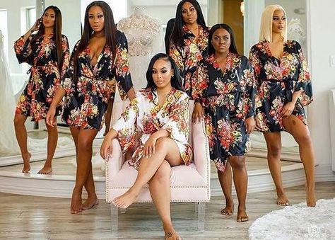 Bridesmaids 💖 #congoleseweddingkitoko Bridal Shower Gowns, Bridal Maid Dress, Bridal Shower Pictures, Shower Pictures, Bridal Shower Photography, Shower Pics, Bridal Theme, Bridal Gallery, Wedding Slippers