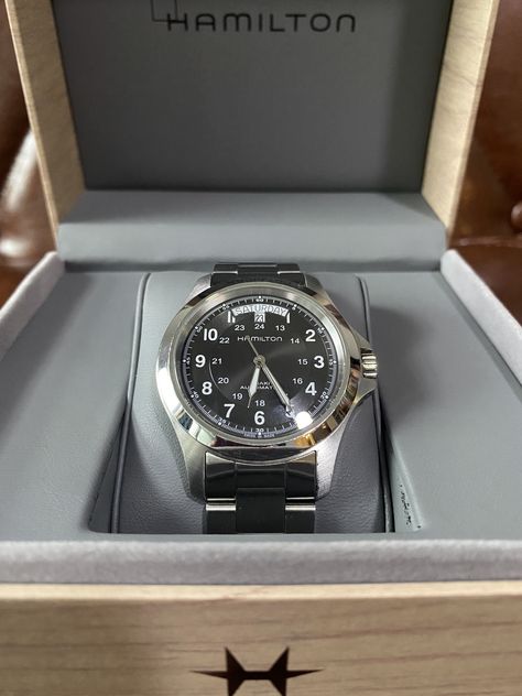 Finally get my hands on the KING! Hamilton Khaki King, Hamilton Khaki, Watch Collection, The King, Jaeger Watch, Rolex Watches, Hands On, Rolex, Quick Saves