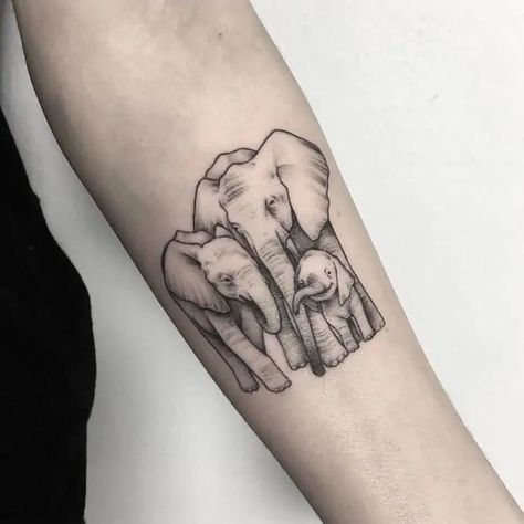 75 Big And Small Elephant Tattoo Ideas - Brighter Craft Small Elephant Tattoo Ideas, Small Elephant Tattoo, Elephant Tattoo Ideas, Colorful Elephant Tattoo, Elephant Family Tattoo, Baby Elephant Tattoo, Cute Elephant Tattoo, Mum Tattoo, Elephant Tattoo Design