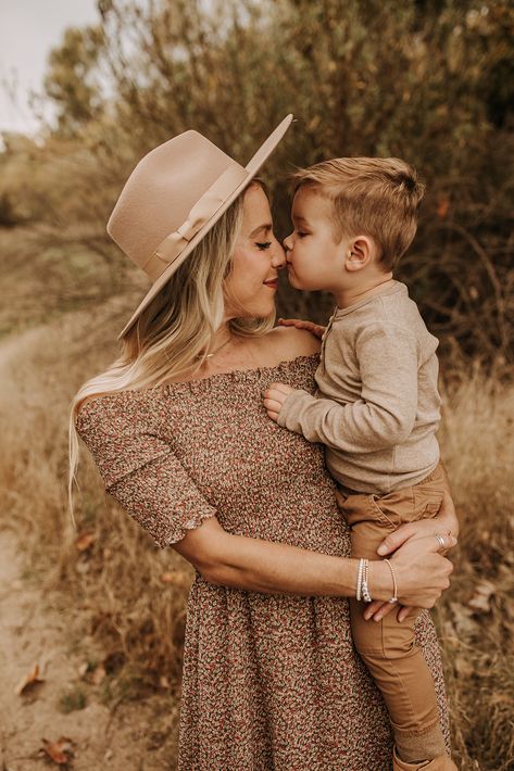 Self Photoshoot Outdoor, Fall Outfits Mommy And Me, Spring Mom And Son Photos, Mom With Two Kids Photoshoot, Motherhood Photo Session, Mom And Son Photo Ideas Spring, Mom And Kids Fall Photoshoot, Motherhood Mini Session Outdoor, Mother Son Outdoor Photoshoot