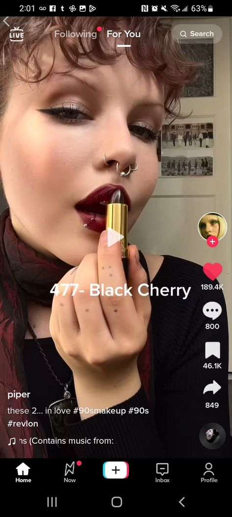 Vampy Red Lip, Vampy Red Lipstick, Dark Cherry Lipstick, Black Cherry Makeup, The Craft Makeup, 90s Vampy Makeup, Dark Lipstick Looks, Berry Lipstick Makeup, Dark Red Makeup