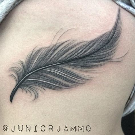 Feather Tattoo Colour, Tattoo Feather, Indian Feather Tattoos, H Tattoo, Birthday Tattoo, Feather Tattoo Design, Geniale Tattoos, Initial Tattoo, Arrow Tattoos