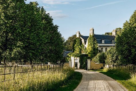 Driveway House Driveway, Country House Design, English House, English Country House, French Countryside, Cottage Living, House Garden, Stone House, English Countryside