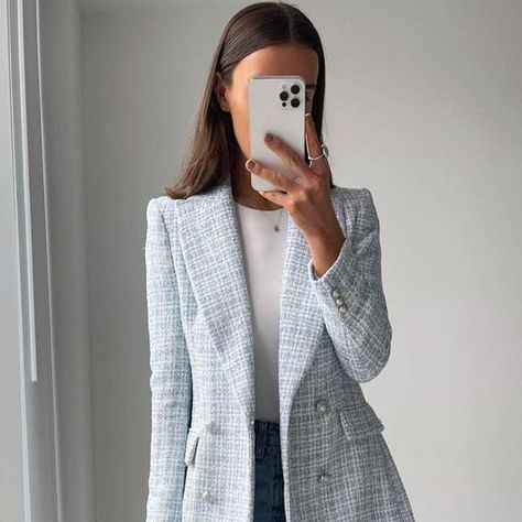 Suits For Women Prom, Blue Tweed Blazer, Zara Tweed Blazer, Blazer Collar, Blazer Zara, Zara Tweed, Business Casual Outfits For Work, Blue Tweed, Tweed Fabric