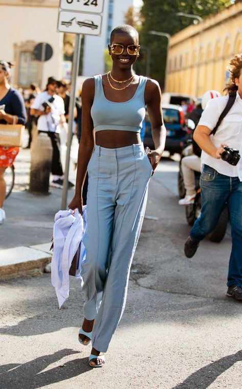 Mark My Words: This Model Will Inspire Everything You Wear in 2020 Mark My Words, Model Street Style, Vogue Covers, Fashion Weeks, Dakota Johnson, Looks Chic, Blue Pants, Fashion 2020, Summer Trends