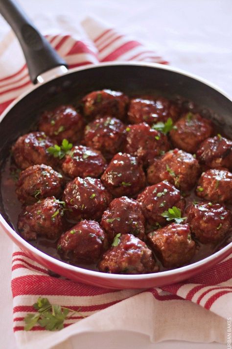 Meatballs With Cranberry Sauce, Turkey Cranberry Meatballs, Vinegar Onions, Cranberry Sauce Meatballs, Bbq Crockpot, Eggs Tomato, Turkey Sauce, The Chunky Chef, Cranberry Turkey