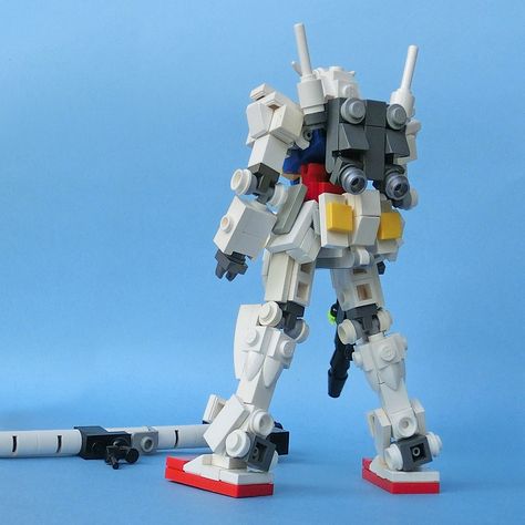 LEGO Gundam RX-78-2 | Inspired from mr. Pete Corp | umamen | Flickr Lego Gundam, Lego Bots, Lego Machines, Rx 78 2, Gundam Toys, Lego Custom Minifigures, Lego Mechs, Amazing Lego Creations, Lego Robot