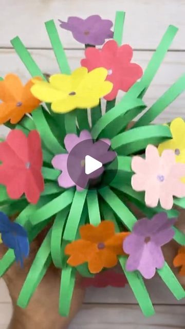 Timm Sevitz on Instagram: "Make a fun and easy kids craft construction paper flower bouquet for mothers day. Easy Mothers day kids craft activity ideas. Paper craft ideas for mothers day. #mothersday #papercraft #kidscraft #easycraft #crafty #kidsactivities #paperflowers" Flower Bouquet Craft For Kids, Diy Construction Paper Crafts, Craft Construction Paper, Paper Crafts Simple, Paper Flowers For Kids, Crafts Simple, Diy Construction, Construction Paper Crafts, Easter Craft Decorations