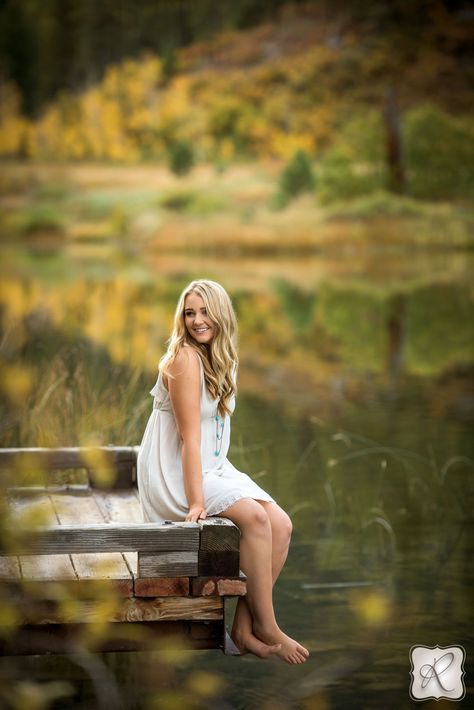 Beautiful outdoor senior pictures // sitting on a dock with bare feet in the water, amazing photo by Allison Ragsdale Photography Senior Pictures Water, Lake Senior Pictures, Outdoor Senior Pictures, Senior Year Pictures, Cute Senior Pictures, Senior Photoshoot Poses, Summer Senior Pictures, Unique Senior Pictures, Senior Photography Poses