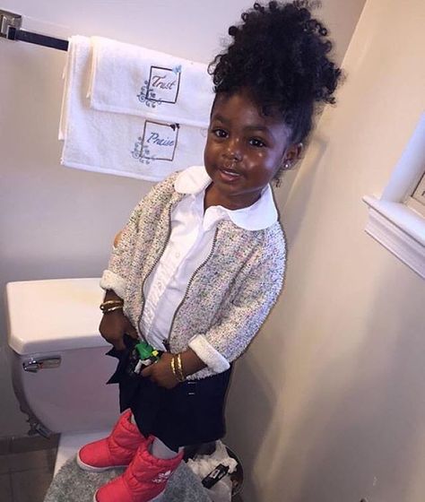 @darealliltaycbe / @princesskhirymichelle  #darkskinwomen Kids Goals, Chocolate Babies, Cute Black Babies, Beautiful Black Babies, Brown Babies, Mixed Babies, Dark Skin Women, Baby Family, Future Baby