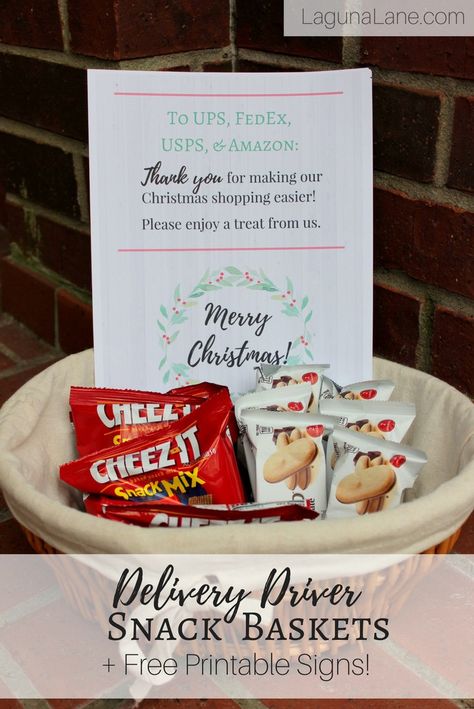 Put a basket of delivery driver snacks on your porch this holiday season to say thank you for all of the deliveries! Plus free printable thank you signs!  It's a great Christmas service project! Delivery Driver Snack Basket, Christmas Service Projects, Christmas Snacks Easy, Thank You Baskets, Snack Basket, Snack Station, Christmas Service, Thank You Sign, Delivery Driver