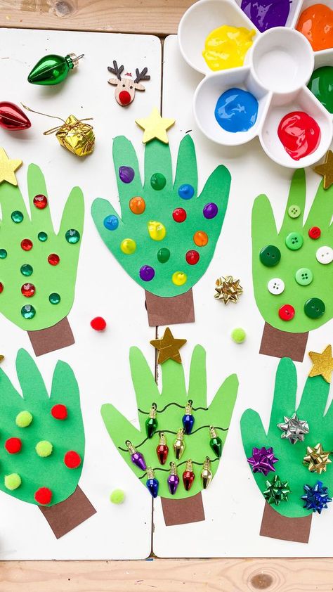 Kids Art Ideas, Christmas Crafts Kids Ornaments, Hand Christmas Tree, Classroom Tree, Hand Print Tree, Toddler Christmas Tree, Handprint Christmas Tree, Christmas Art For Kids, Handprint Christmas