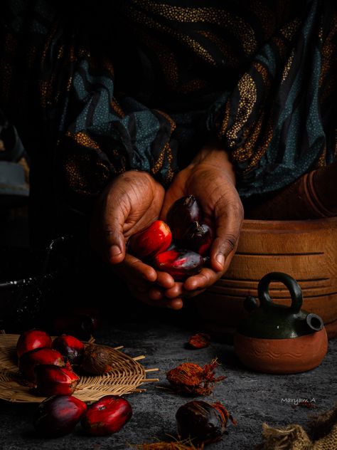 Palm Fruit, Fruit Soup, West African Food, Exotic Food, Exotic Fruit, Recipe For Mom, African Food, Workout Aesthetic, Dark Photography