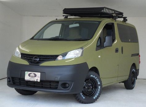 Expedition Car, Nissan Nv, Nissan Serena, Rv Bus, Nissan Nv200, Build A Camper Van, Build A Camper, Expedition Vehicle, Car Colors