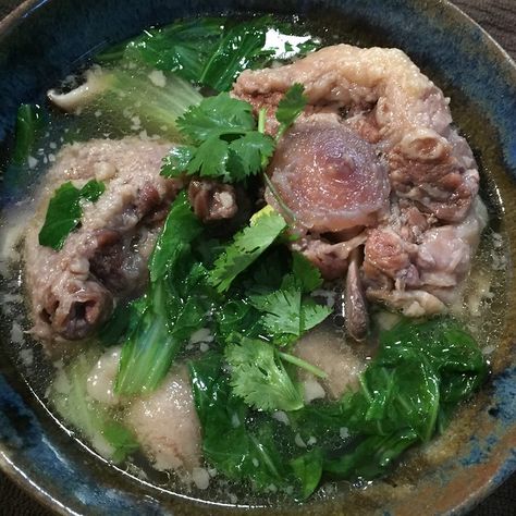 Oxtail Soup Hawaiian, Hawaiian Oxtail Soup Recipe, Ox Tail Soup Recipe, Hawaiian Beef Stew Recipe, Oxtail Pho, Oxtail Recipes Crockpot, Mustard Cabbage, Huge Chicken, Ox Tail