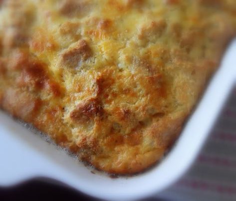 The English Kitchen: Re-Purposed Biscuit (scone) Breakfast Casserole Leftover Biscuits, Biscuit Breakfast Casserole, Biscuit Breakfast, Leftover Breakfast, Breakfast Casserole With Biscuits, Biscuits Casserole, Leftover Food, Leftover Recipes, Comfort Casseroles