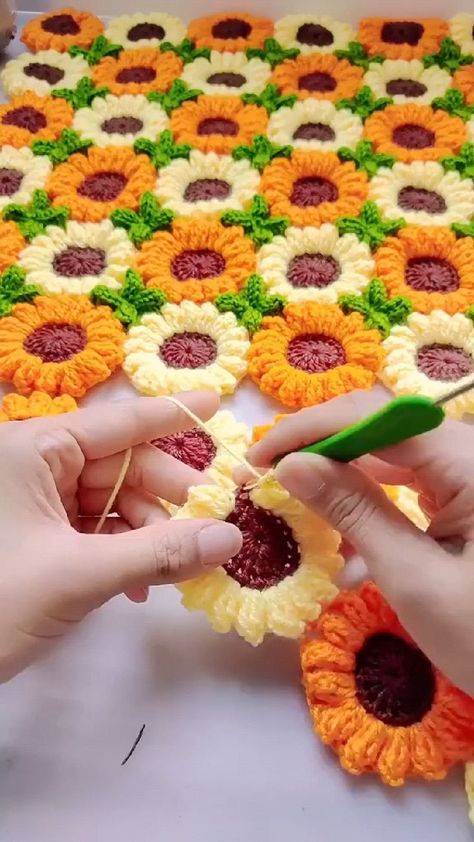 Crochet Blanket Tutorial, Flower Projects, Crochet Blanket Pattern Easy, Easy Crochet Blanket, Crochet Simple, Crochet Stitches For Beginners, Crochet Patterns Free Blanket, Haken Baby, Crochet Flower Tutorial