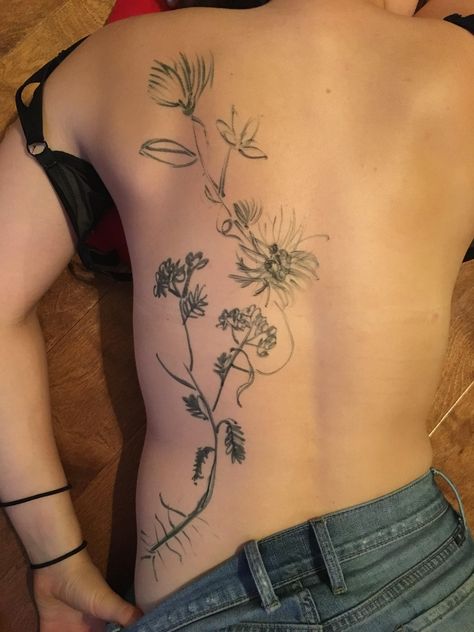 Definitely much Smaller/narrower/more detailed than this and over to left side of body more (with yarrow root starting on left side. following waistline as it curves towards the back, curving from left side body up to back of shoulder?), but about this length (height of top flower on shoulder)/general shape/concept I like. Left Side Back Tattoo, Upside Down Flower Tattoo, Plant Tattoo Back, Vertical Flower Tattoo, Side Body Tattoos For Women, Vertical Back Tattoo, Side Torso Tattoo, Symmetrical Shoulder Tattoo, Side Body Tattoos