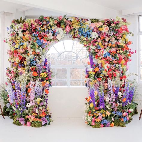 We could spend an eternity admiring these larger than life floral installations for weddings. From lush ceremony backdrops to fluffy clouds canopying the reception, there is no limit to the creativity modern floral designers bring to the table for weddings today. See our favorite 42 ideas for larger than life floral inspiration on #ruffledblog now! Archway Decor, Flower Installation, Wedding Entrance, Floral Backdrop, Wedding Essentials, Floral Arch, Deco Floral, Ceremony Decorations, Wedding Arch