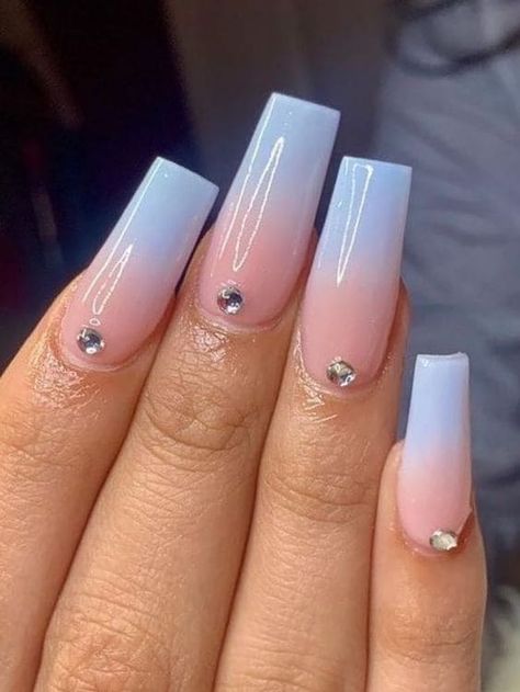 Korean blue ombre nails: baby blue Blue Ombre Nail Designs, Blue Ombre Nail, Nails Baby Blue, Ambre Nails, The Best Nail Designs, Black Ombre Nails, Acrylic Nail Designs Coffin, Ombre Gel Nails, Faded Nails