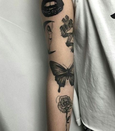 Ditch Tattoos For Women, Ditch Tattoos, A Butterfly Tattoo, Blackout Tattoo, Sleeve Tattoos For Women, Half Sleeve Tattoo, Small Tattoo, Popular Tattoos, Piercing Tattoo