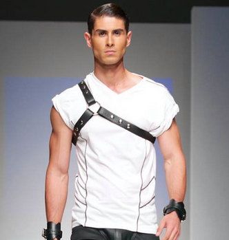 Men's Leather Chest Harness Black Leather Suspenders Men, Harness Fashion, Chest Harness, Mens Fashion Work, Suspenders Men, Leather Suspenders, High Street Fashion, Festival Looks, Mens Fashion Summer