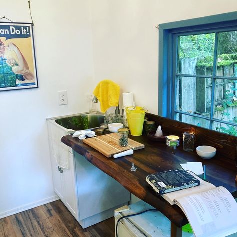 Perfect workspace for mixing herbal teas, making salves, or other projects. Herbalist Office, Making Salves, Herbal Teas, Herbal Tea, Apothecary, Work Space, Cottage, Tea